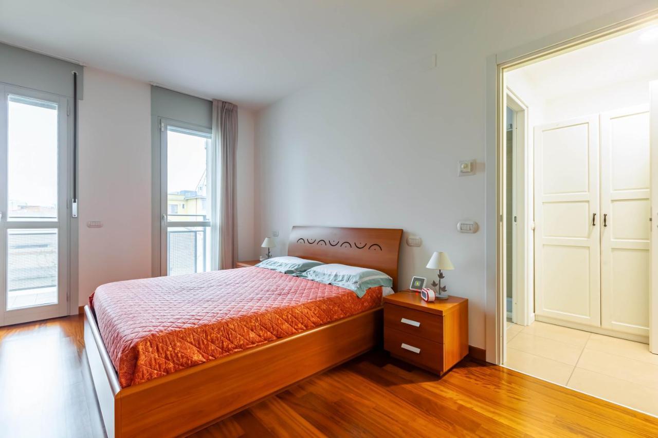 Ferienwohnung Milano Balcony Apt Exterior foto